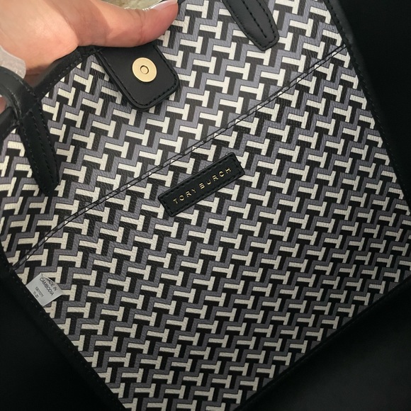 Née Tory Burch large tote 🖤last one - Picture 5 of 6